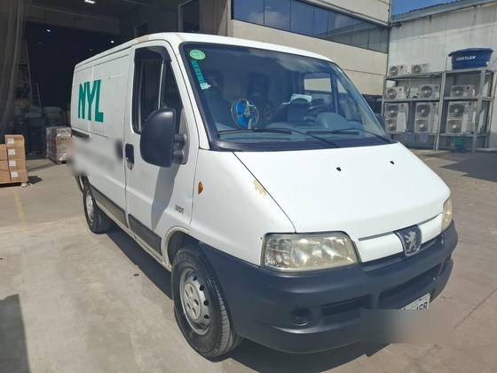 PEUGEOT BOXER 2.3 HDI 330 FURGÃO CURTO 8V DIESEL 3P MANUAL